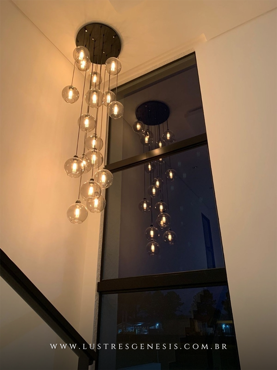 Lâmpada de filamento LED vintage ST64 Thomas Edison 4W, estilo retrô, da marca GMH, com vidro âmbar, ideal para decoração e iluminação aconchegante.